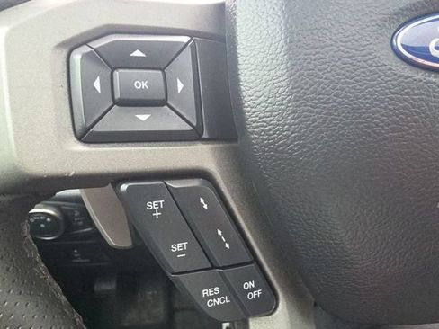 Used 2018 Ford F150 Raptor w/ Equipment Group 802A Luxury AWD/4WD image 32