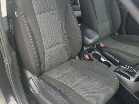 Used 2016 Hyundai Elantra GT image 10