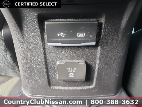Used 2018 Jeep Wrangler Unlimited Sahara AWD/4WD image 25