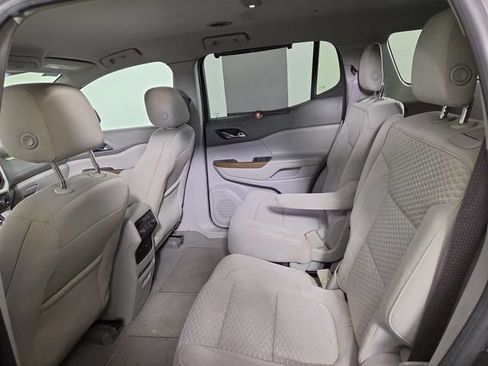 Used 2017 GMC Acadia SLE w/ Driver Alert Package I AWD/4WD image 16