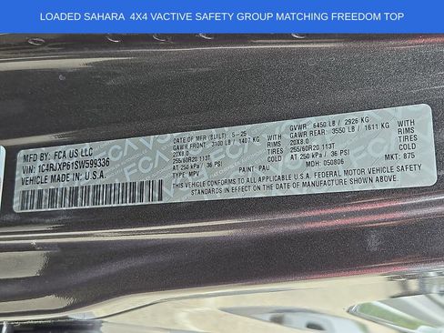 Used 2025 Jeep Wrangler Unlimited Sahara w/ Safety Group AWD/4WD image 27