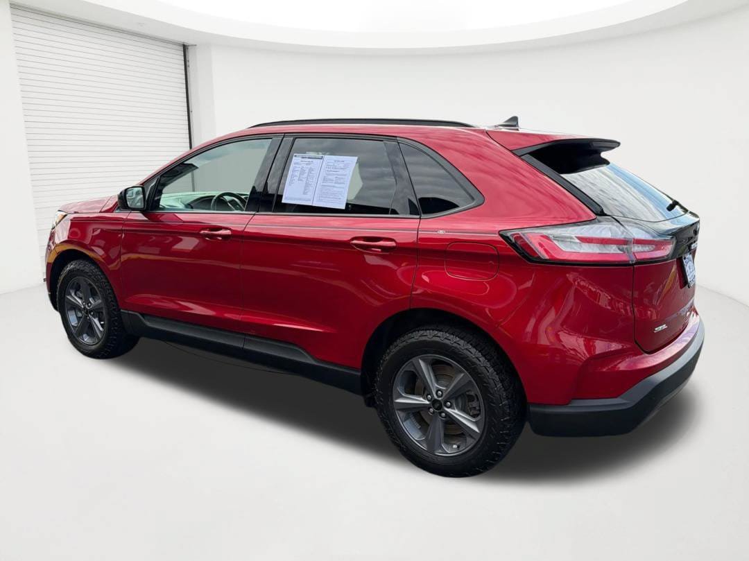 Used 2023 Ford Edge SEL w/ Sport Appearance Package AWD/4WD image 7