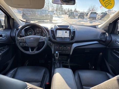 Used 2019 Ford Escape SEL image 19
