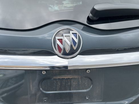 Used 2019 Buick Enclave Premium image 9