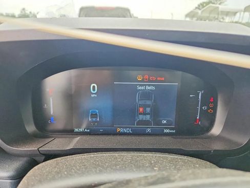 Used 2025 Ford Maverick XL w/ Equipment Group 102A AWD/4WD image 9