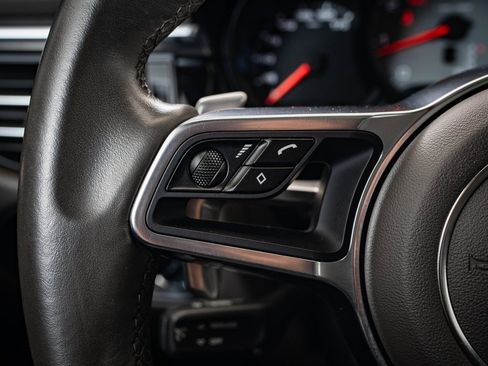 Used 2019 Porsche Macan S image 30