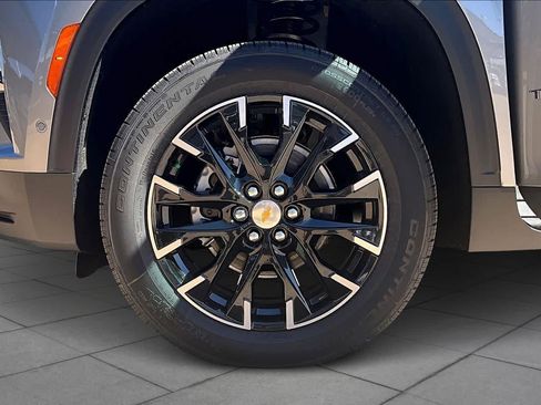 New 2026 Chevrolet Traverse LT w/ Enhanced Driving Package image 12