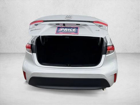 Used 2024 Toyota Corolla LE image 25