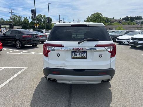 Used 2022 GMC Acadia SLE FWD image 5