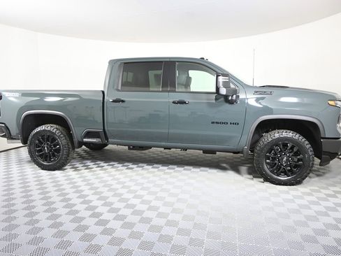 New 2026 Chevrolet Silverado 2500 LTZ w/ Trail Boss Package AWD/4WD image 9