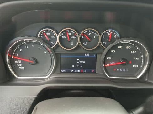 Used 2022 Chevrolet Silverado 1500 LT image 11