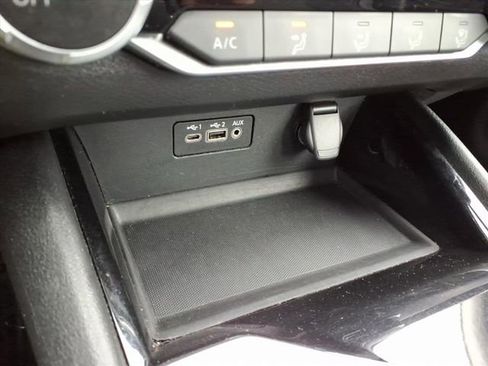 Used 2024 Nissan Altima 2.5 SV FWD image 26