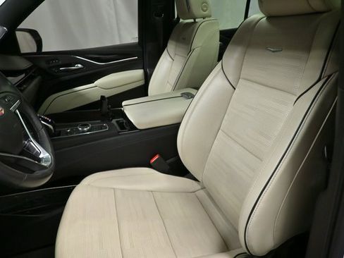 Used 2021 Cadillac Escalade Sport w/ Driver Assist Tech Package image 10