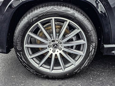 New 2026 Mercedes-Benz GLS 580 4MATIC image 10