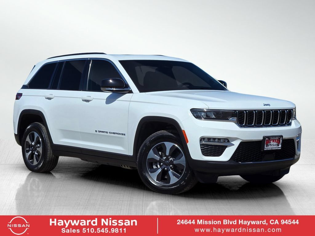 Used 2024 Jeep Grand Cherokee Limited 4xe AWD/4WD image 1