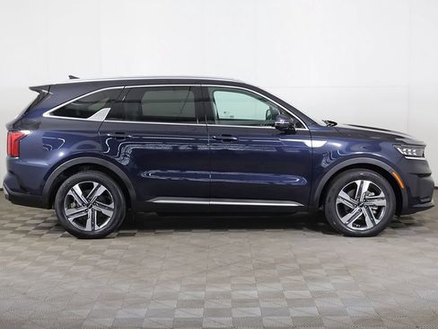 Certified 2023 Kia Sorento SX Prestige AWD/4WD image 22