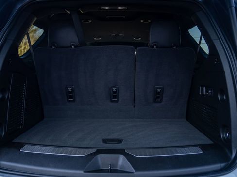 Used 2024 GMC Yukon AT4 w/ Technology Package image 6