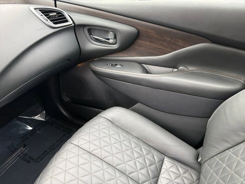 Used 2023 Nissan Murano Platinum w/ Cargo Package image 31