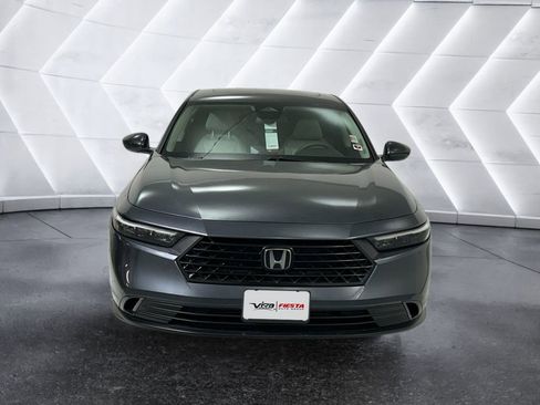 Used 2023 Honda Accord EX image 2