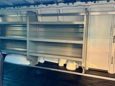 Used 2020 GMC Savana 2500 Extended w/ Driver Convenience Package image 12