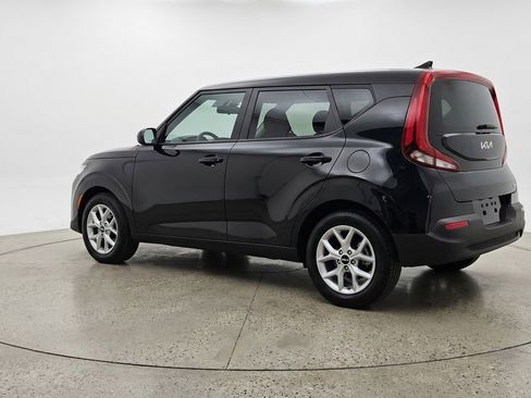 Used 2025 Kia Soul LX w/ LX Technology Package FWD image 6