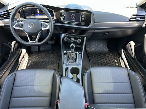 Certified 2024 Volkswagen Jetta SE FWD image 13
