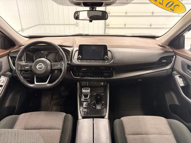 Used 2021 Nissan Rogue SV FWD image 13