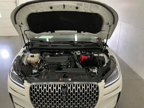 Used 2023 Lincoln Corsair AWD w/ Equipment Group 101A image 28