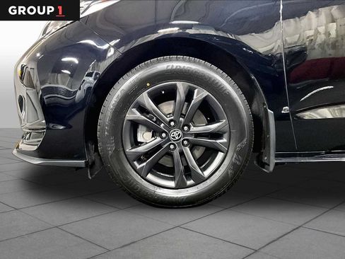 Certified 2024 Toyota Sienna XSE w/ XSE Plus Package AWD/4WD image 11