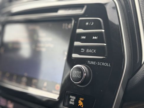 Used 2017 Nissan Maxima Platinum image 34