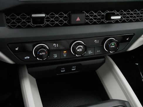 Certified 2025 Honda Accord SE image 23