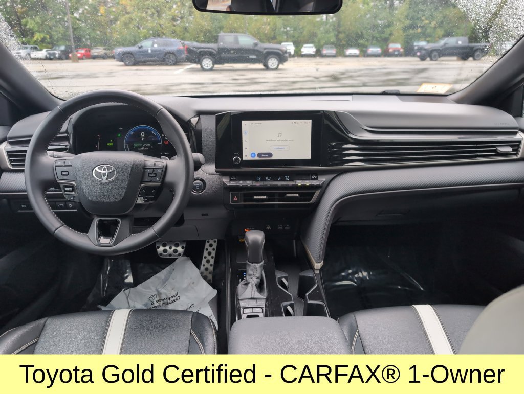 Certified 2025 Toyota Camry SE FWD image 14