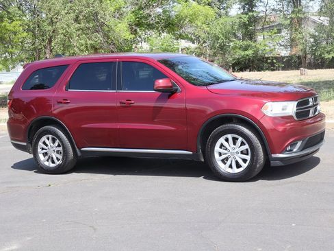 Used 2018 Dodge Durango SXT w/ Trailer Tow Group IV AWD/4WD image 2
