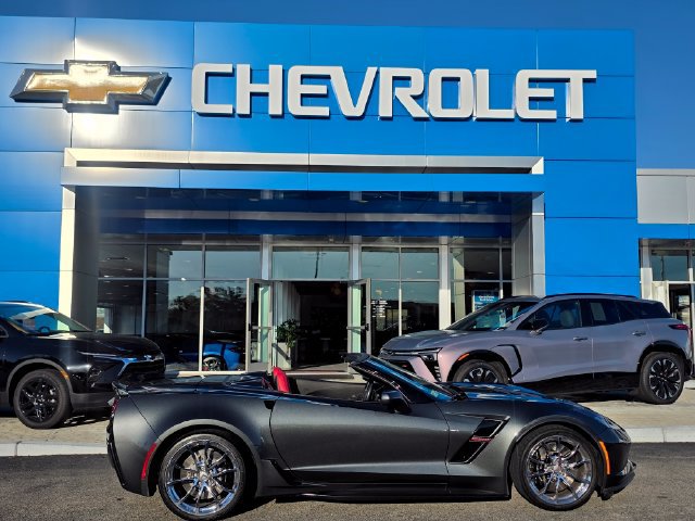 Used 2019 Chevrolet Corvette Grand Sport RWD image 3