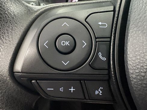 Used 2024 Toyota RAV4 XLE FWD image 18