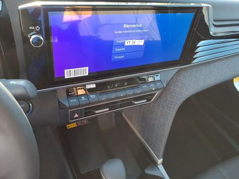 New 2025 Toyota Camry XLE image 13