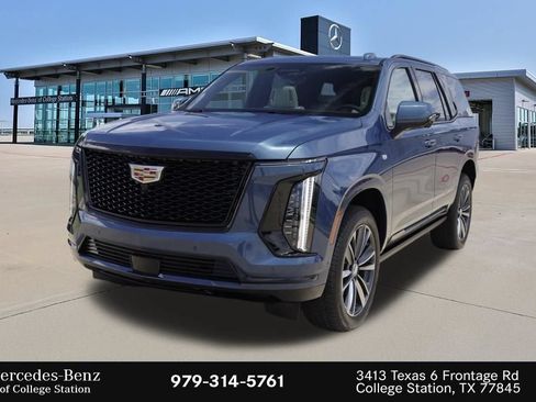 Used 2026 Cadillac Escalade Sport RWD image 6