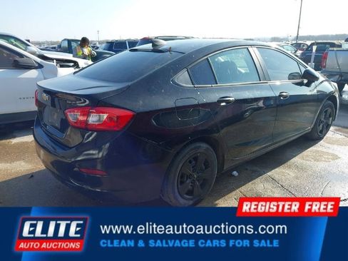 Used 2017 Chevrolet Cruze LS image 8