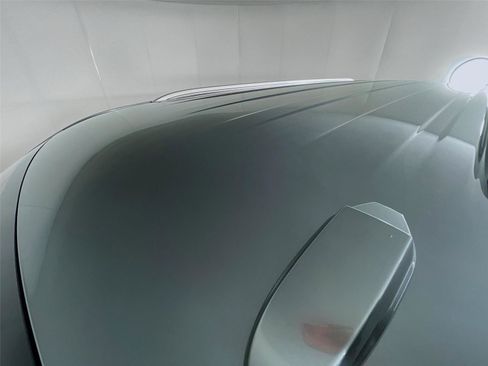 Used 2025 Chevrolet Suburban LT w/ Comfort Package image 12