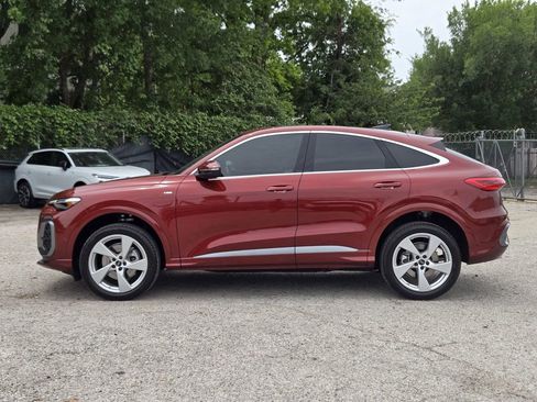 Certified 2025 Audi Q5 Premium Plus AWD/4WD image 7