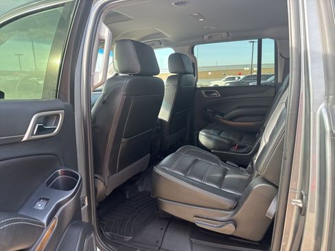 Used 2020 GMC Yukon XL Denali image 27