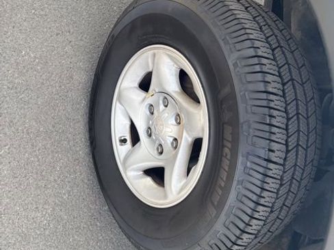 Used 2004 Toyota Tacoma PreRunner image 30