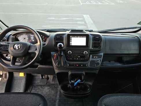 Used 2025 RAM ProMaster 2500 FWD image 10