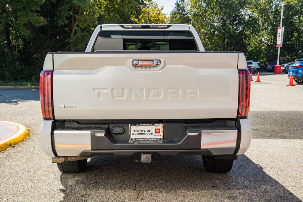 Used 2023 Toyota Tundra Limited AWD/4WD image 6