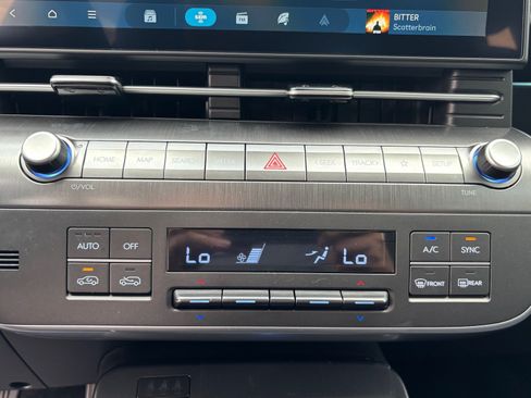 Used 2026 Hyundai Kona SEL Premium FWD image 15