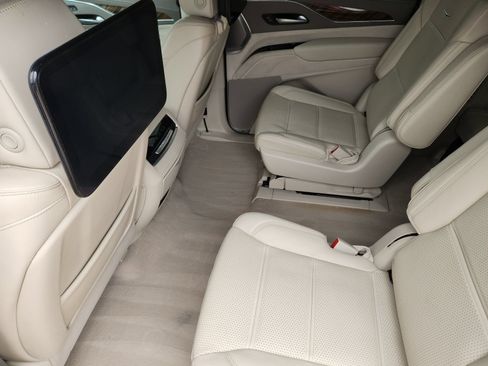 Used 2022 Cadillac Escalade ESV Sport Platinum w/ LPO, ONYX Package AWD/4WD image 41