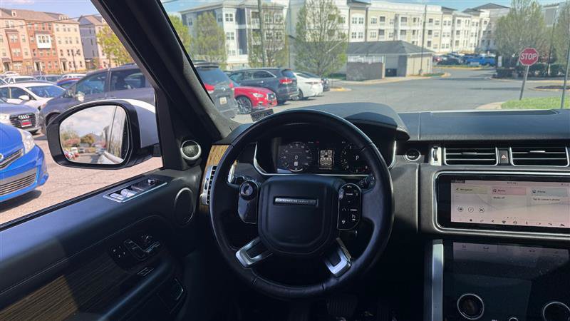 Used 2018 Land Rover Range Rover Supercharged AWD/4WD image 31