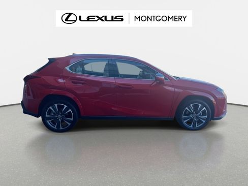 Used 2025 Lexus UX 300h FWD image 7