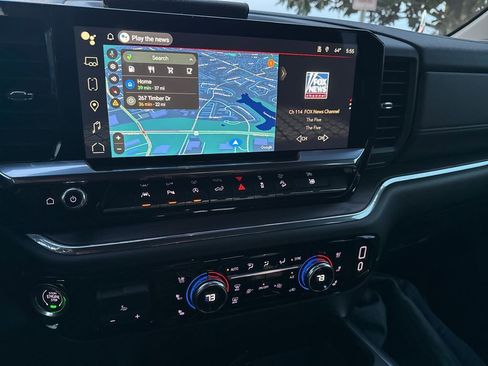 Used 2024 GMC Sierra 1500 SLT w/ SLT Premium Plus Package image 19