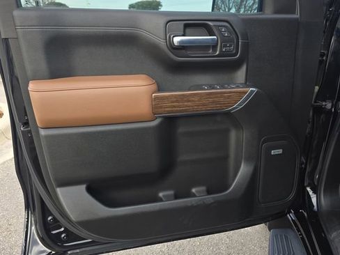 Used 2020 Chevrolet Silverado 1500 High Country w/ Trailer Camera Package image 26